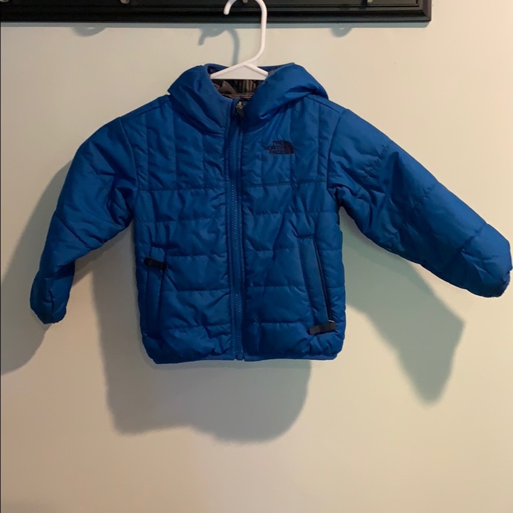 North face 2t reversible jacket.